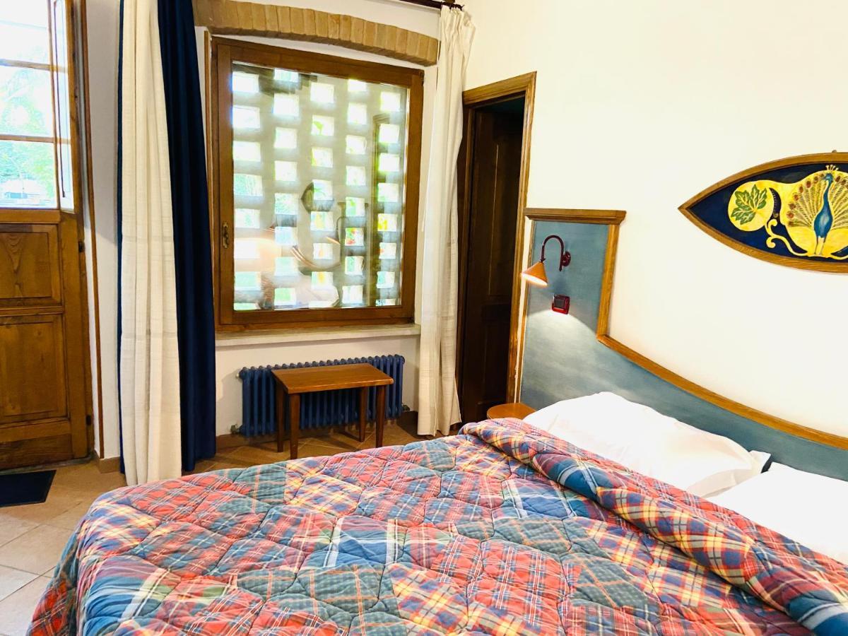 Bed & Breakfast Casale Gregoriano And Apartaments 圣吉米纳诺 外观 照片