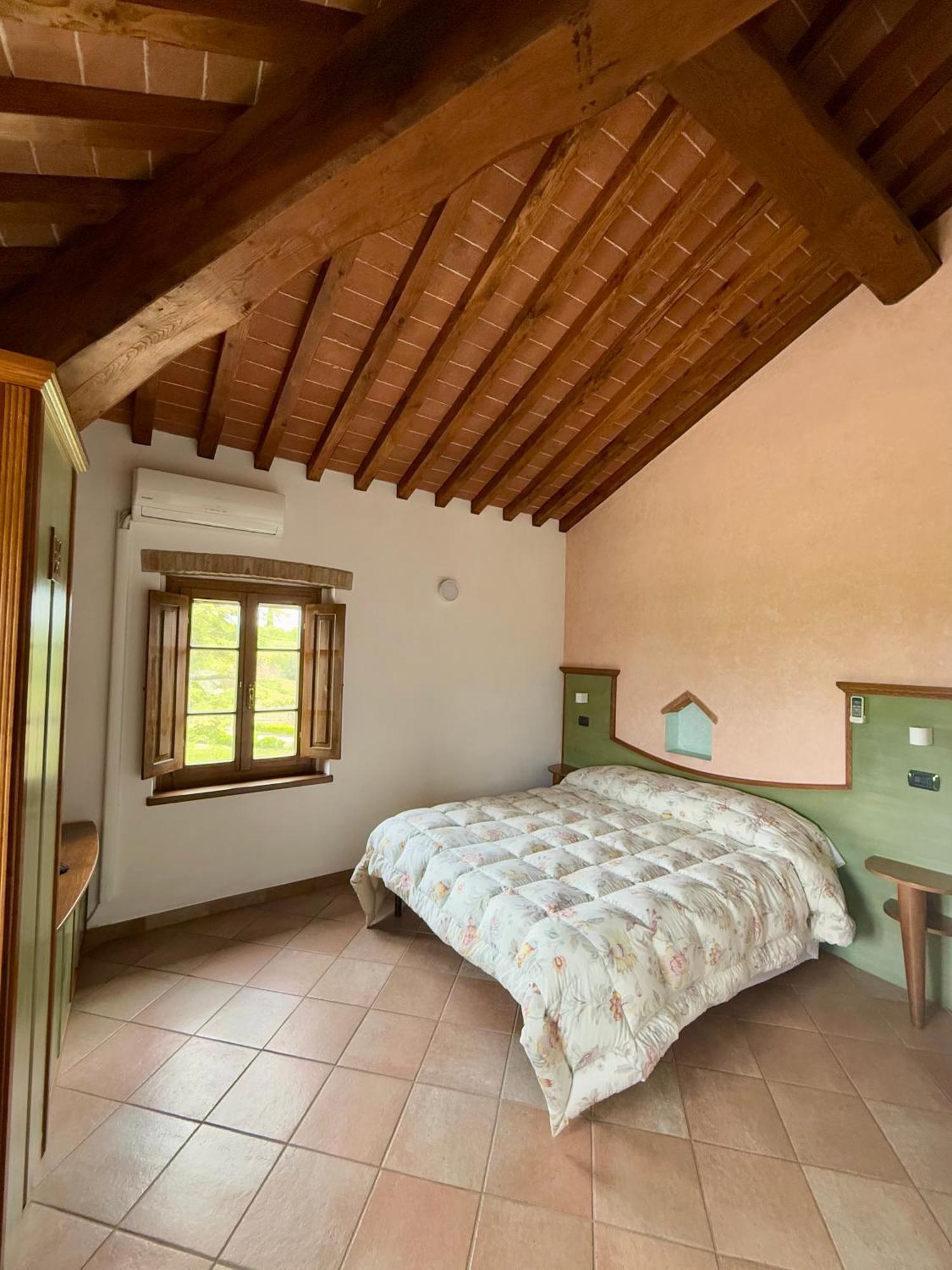 Bed & Breakfast Casale Gregoriano And Apartaments 圣吉米纳诺 外观 照片